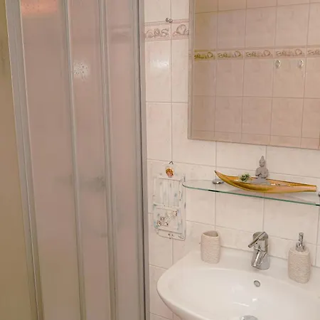 Zur-erholung Hotel Busum