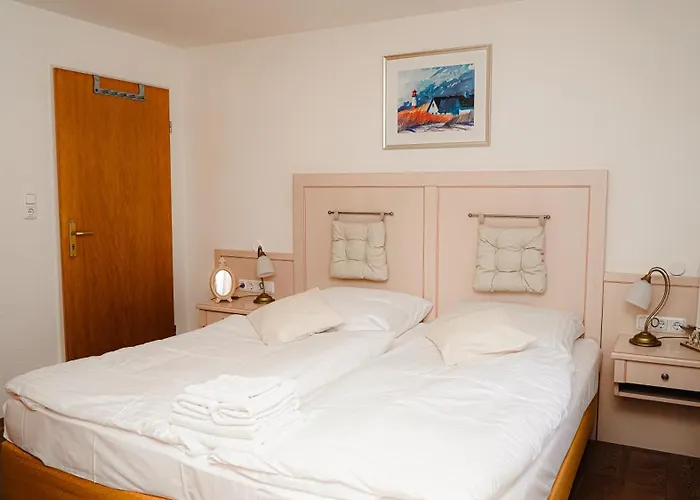 Hotell Zur-erholung Büsum